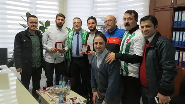 Selim ve Ömer Ali ilgiyle karşılandı