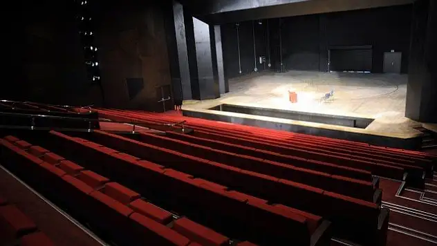 Özel tiyatrolara destekler açıklandı