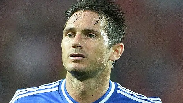 Lampard Henry'yi yakaladı