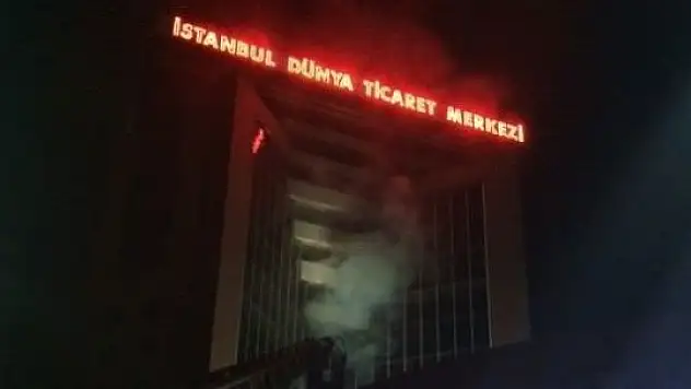 İstanbul Dünya Ticaret Merkezi'nde yangın!