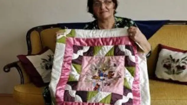 Herkesi kendisine hayran bırakıyor