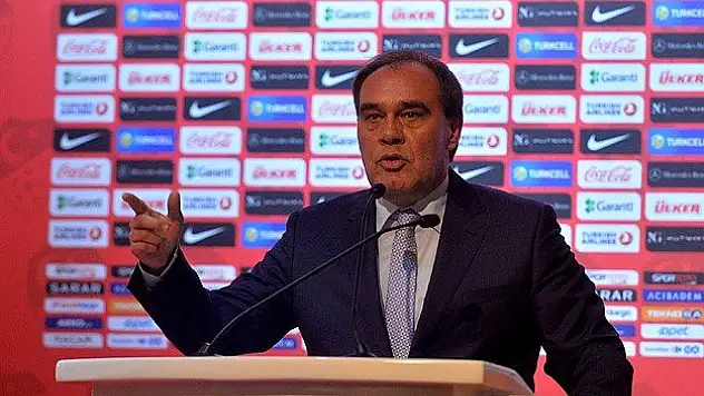 Zekeriya Alp'in istifasına üzüldük