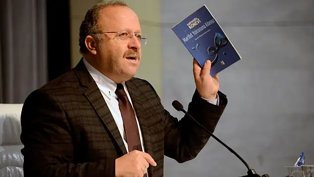 'Osmanlı'nın felsefesini Mevlana ve Konevi oluşturdu'