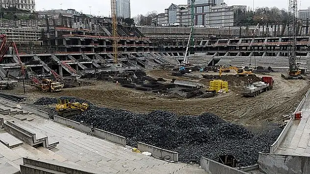 Beşiktaş'ın stat sıkıntısı krize dönüştü