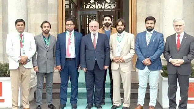'Pakistan Ulusal Gençlik Meclisi' üyelerinden müftülüğe ziyaret