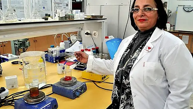 Türk doktorlardan 'kemik kırılması' tedavisinde başarı