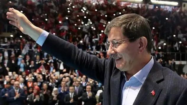 Davutoğlu: CHP belediyeyi yönetemiyor