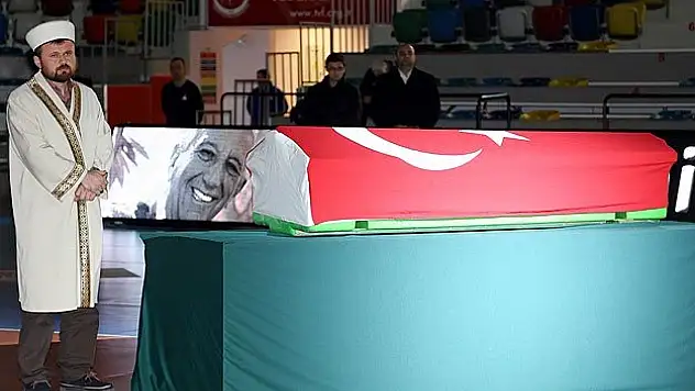 Cengiz Göllü son yolculuğuna uğurlandı