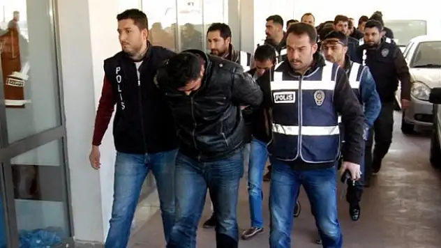 İstanbul'da 'dolandırıcılık' operasyonu