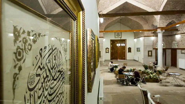 Selçuklu Medresesi'nde 'Osmanlıca' öğreniyorlar