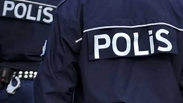 Polis aracına ateş açıldı