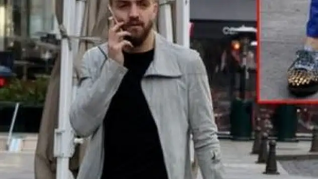 Caner'in ayakkabısının fiyatı dudak uçuklattı