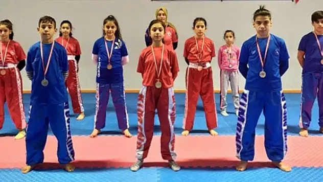 Büyükşehir Belediyespor'dan 10 madalya