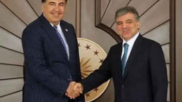 Gül, Gürcistan'ı desteklediğini bildirdi