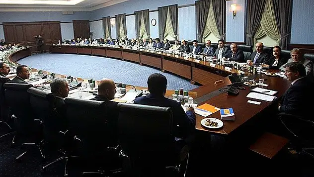 AK Parti MKYK toplantısı başladı