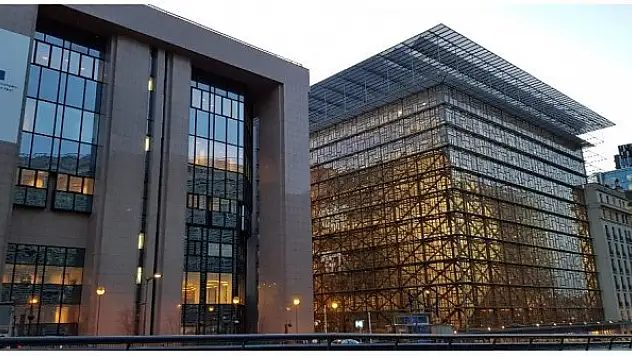 AB, Rusya'ya yeni yaptırımları onayladı