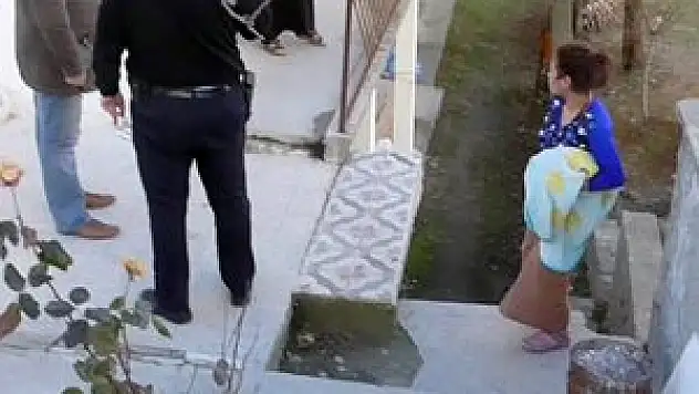 Şiddet mağduru kadın bebeğiyle polise sığındı