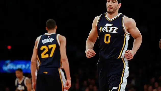 Kanter'den 'double double'