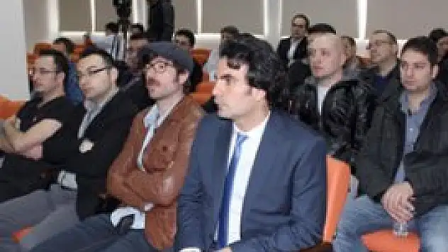 Selçuk Tıp'ta 15. Temel Mikrocerrahi Eğitimi başladı