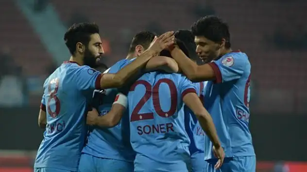 G.Saray'dan Trabzonsporlu oyuncuya kanca