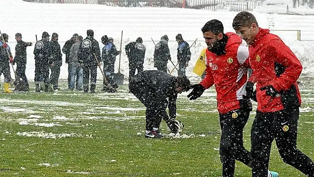 Kupada bir maç daha ertelendi!