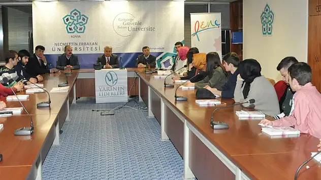 NEÜ'de yarının liderleri sertifiklarını aldı