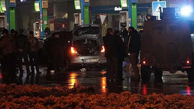 Adana'da şüpheli otomobil alarmı