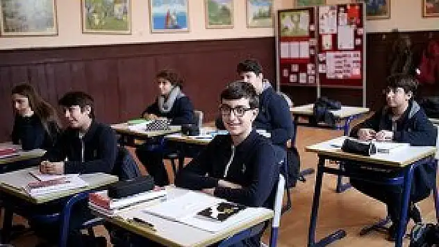 Cemaatin kalbi bu okulda atıyor