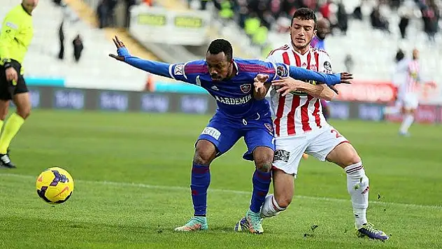 Sivasspor evinde kazandı