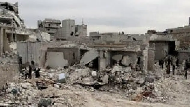 Suriye'de 42 kişi öldü