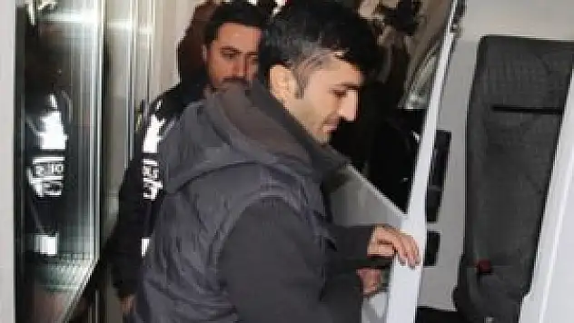 Paralel operasyonunda 14 polis adliyede