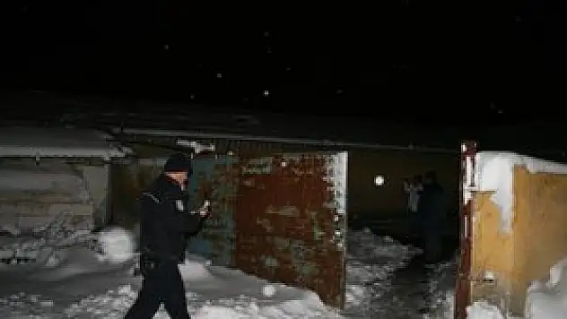 Barınağın çatısından düşen işçi öldü