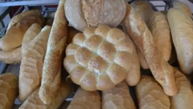 Ekmeği naylon poşetle satana ceza yolda