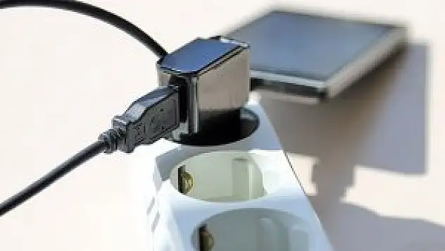 Telefonların 'katili' taklit aksesuarlar