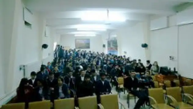 Sarayönü'nde öğrencilere kanser eğitimi