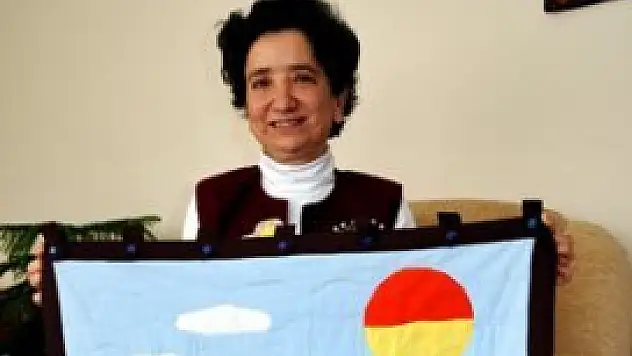 Nasreddin Hoca'yı kırkyama ile anlatıyor