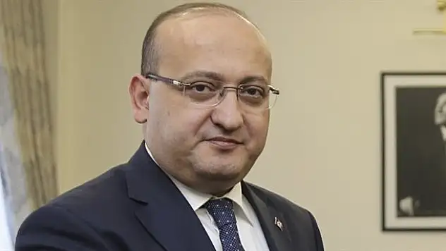 'Artık gölge etmeyin başka ihsan istemez'