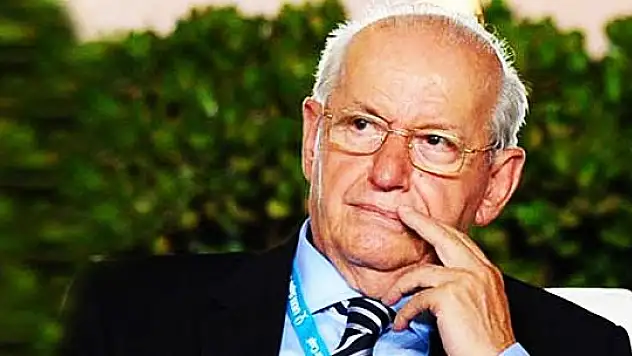 Şenez Erzik UEFA'dan ayrılıyor!