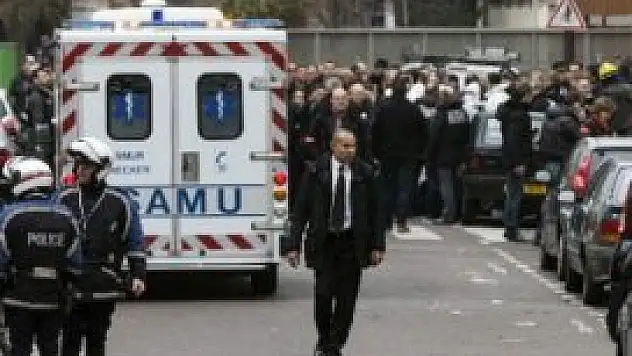 Paris saldırganları El Kaide bağlantılı çıktı!