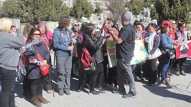 Doğa tutkunları, Kadınlar Günü etkinliği için doğada buluştu