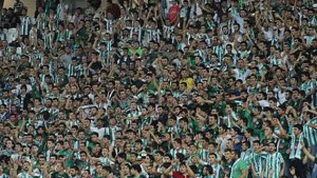 Torku Konyaspor'un yıldızı taraftarlar oldu