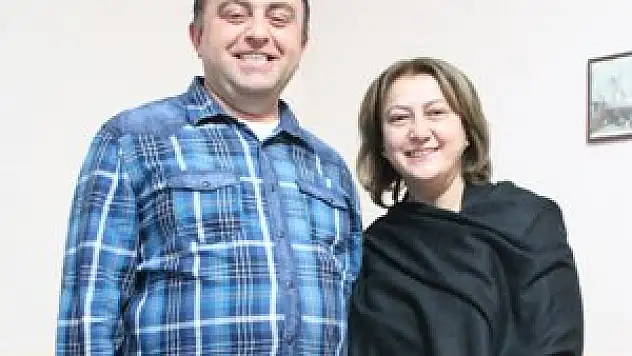 Sevgilerinin önünde böbrek hastalığı duramadı