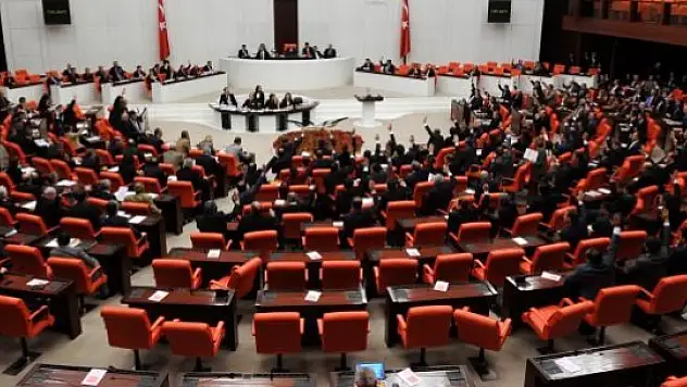 AK Parti'den vekillere acil mesaj