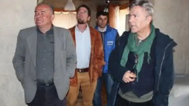 Taşdiken, 'Ezilenler' romanı beyaz perdede