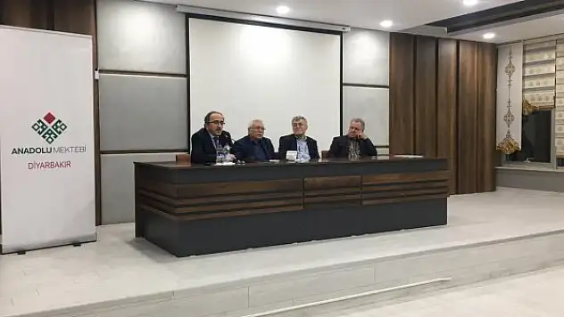 Anadolu Mektebi'nin Diyarbakır'daki Sezai Karakoç programı tamamlandı