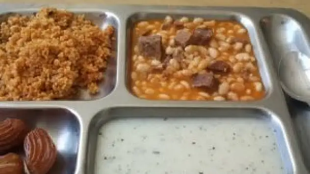 Memurun yemeği 4 lira