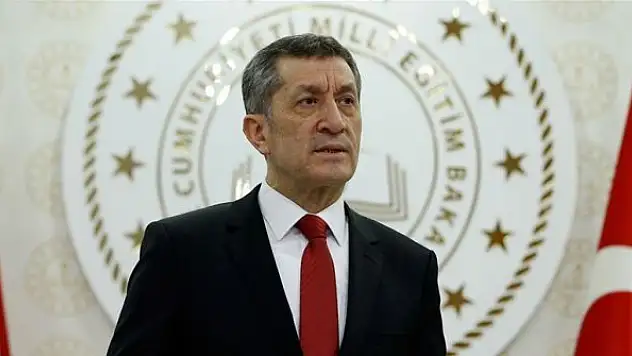 EBA'daki tartışmalı içerikle ilgili Bakan Selçuk'tan açıklama