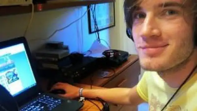 Youtube'ta 4.1 milyar kez izlendi!