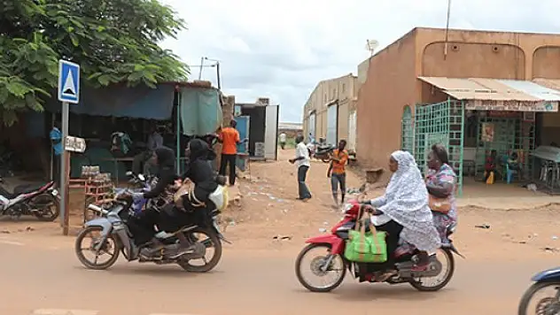 Burkina Faso'daki silahlı saldırıda 60 sivil hayatını kaybetti
