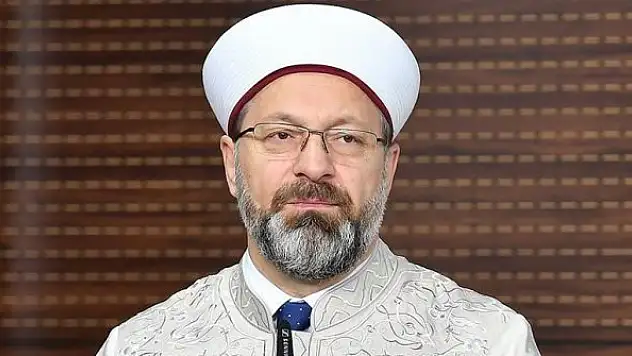 Diyanet İşleri Başkanı Erbaş'tan koronavirüse karşı sigarayı bırakma önerisi